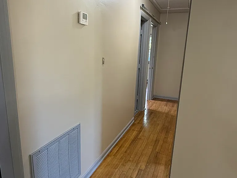 110 Willow St — Photo 21