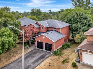 59 Oak Ridge Blvd, Belleville, ON K8N 5W2