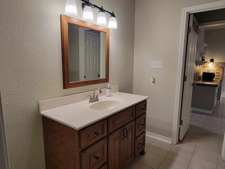 2589 Santa Rosa Cv — Photo 17