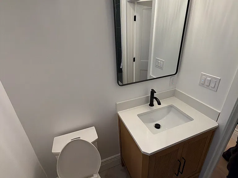 677 Spruce St #677 — Photo 7