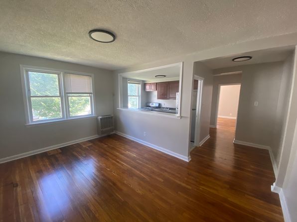 1204 Holland St APT C