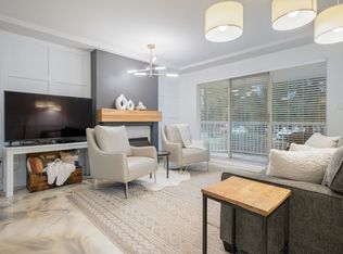 33375 Mayfair Ave #107, Abbotsford, BC V2S1P4