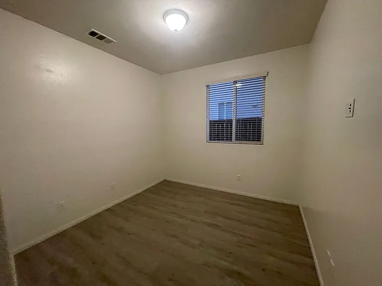14190 Blackstone St — Photo 35