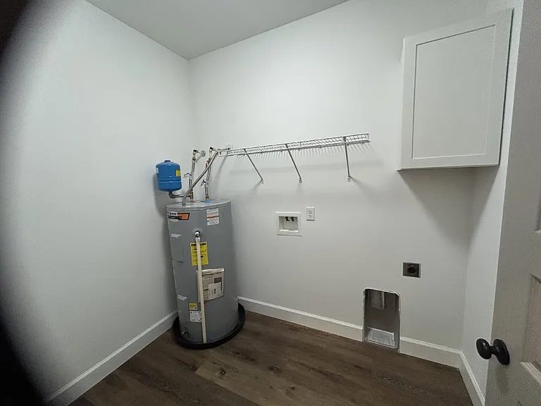 230 Cypress Rdg — Photo 6