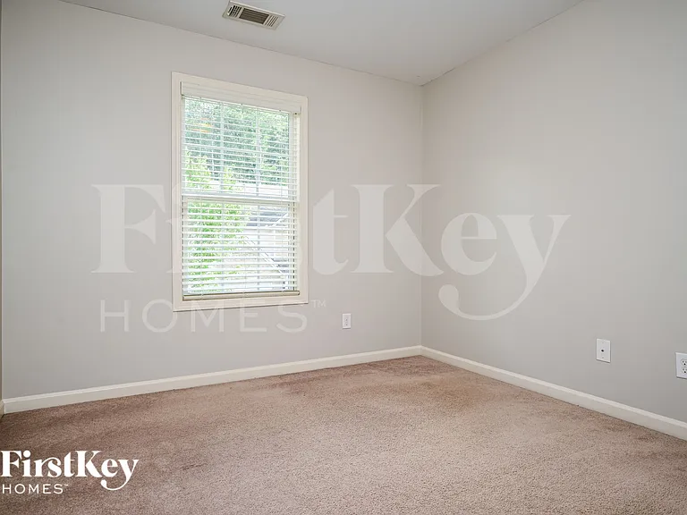 2501 Freemont St — Photo 16