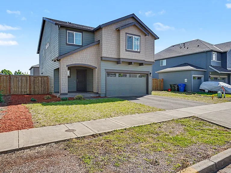 4748 Astronaut Ave NE — Photo 2