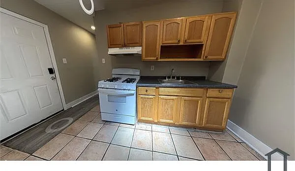 4914 Lancaster Ave #2F — Photo 11