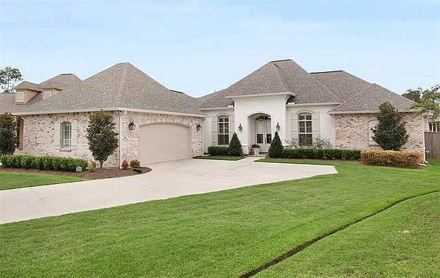 1st image of 632 Chateau Andelot