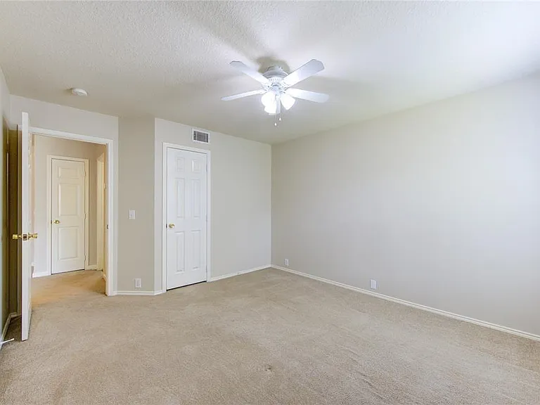 21207 Barker Canyon Ln — Photo 8