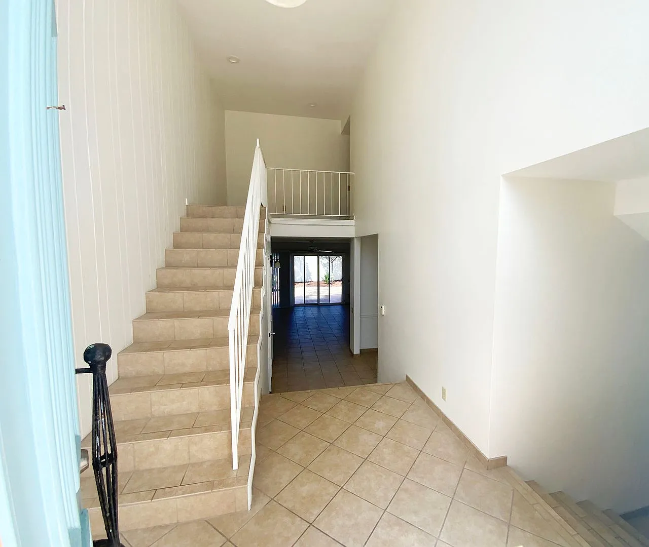 3 Bedroom Home with Lots of Natural Light — Photo 3