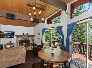 28393 Larchmont Ln, Lake Arrowhead, CA 92352