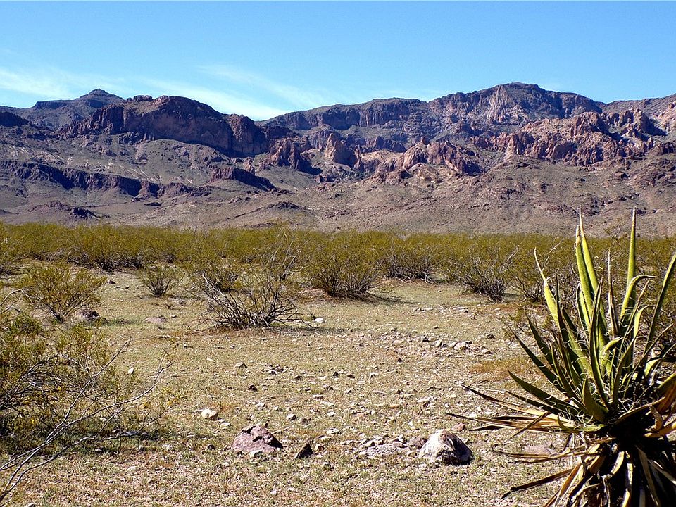 1st image of 3917 S Jade Rd