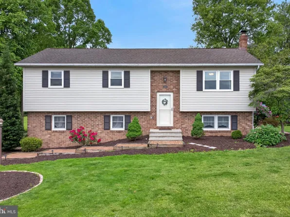 140 Hamilton Dr, Abbottstown, PA 17301