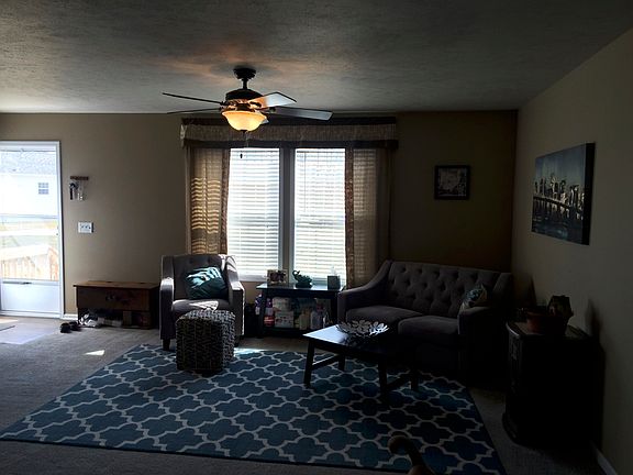 2nd image of 23013 Evergreen Cir