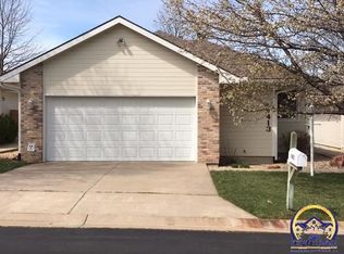 1413 SW Woodhull Ct, Topeka, KS 66604
