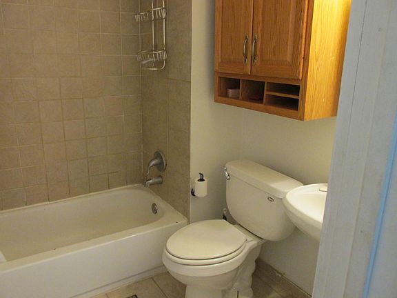 5th image of 624 N Hollis Ave