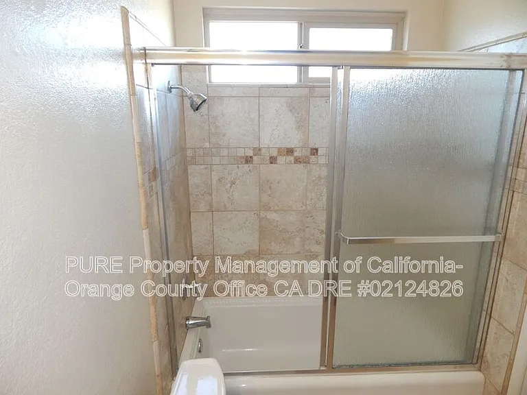 16972 Hoskins Ln #5 — Photo 11