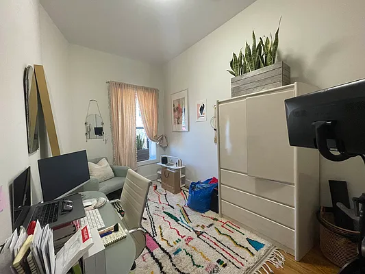 Rented by Corcoran | media 23