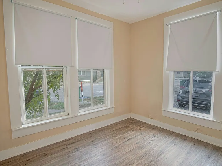 111 S Olive St #A — Photo 4