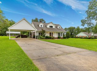 29 Devereaux Rd, Laurel, MS 39443