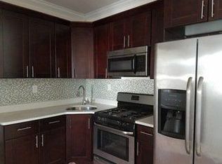 61 E 42nd St #2, Brooklyn, NY 11203