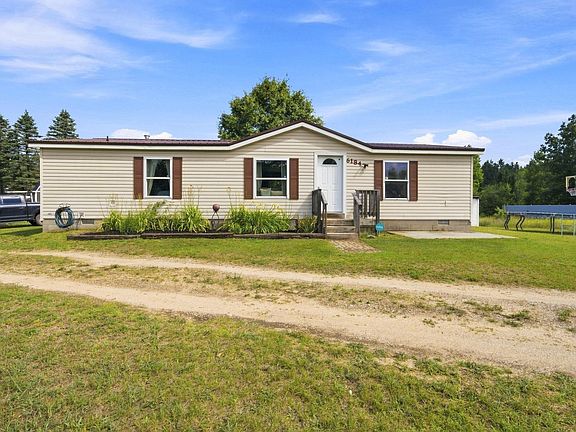 2nd image of 6184 Gonyer Rd SW