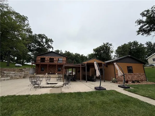 588 Lake Viking Ter, Gallatin, MO 64640