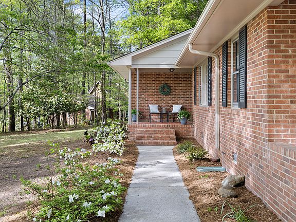 5th image of 4511 Farrington Rd