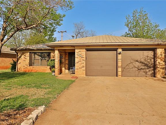2nd image of 2326 Greenbriar Dr