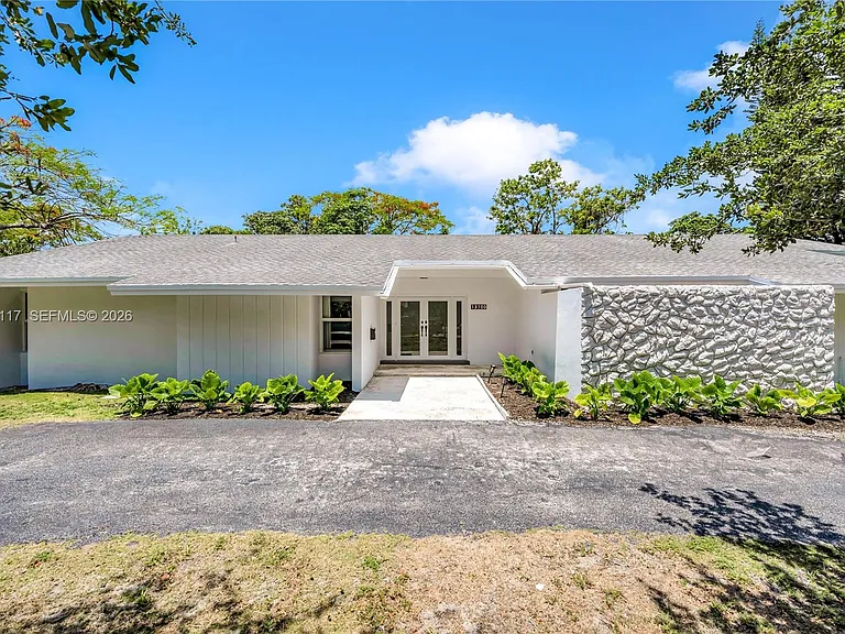 13100 SW 81st Ave — Photo 35