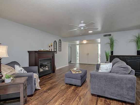 5th image of 26410 S Dartford Dr