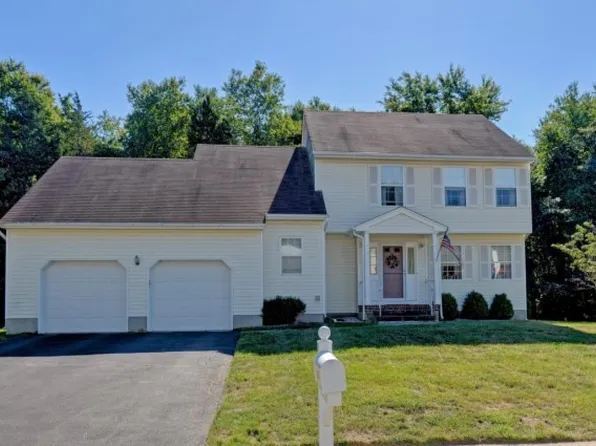 20 Teakwood Dr, Jackson, NJ 08527
