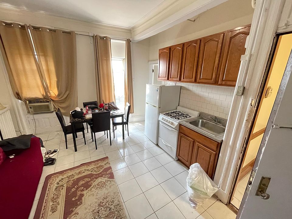 1st image of 80-27 Jamaica Ave #3F