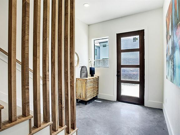 2nd image of 1614 Johanna Dr #D