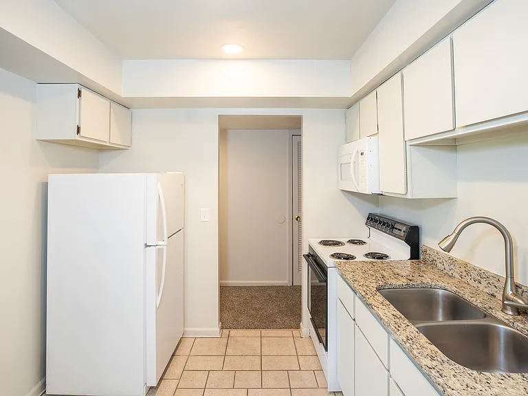 3307 Columbus Ave #108 — Photo 2