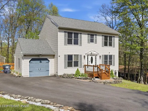 120 Linn Cir, Bushkill, PA 18324