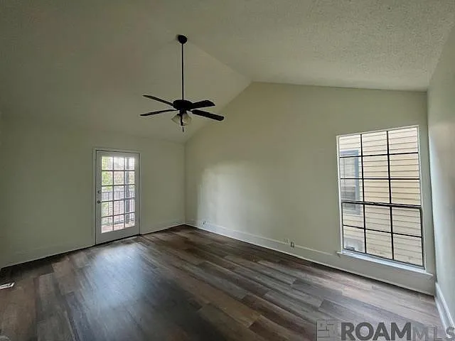 8250 Governor Dr #4 — Photo 12