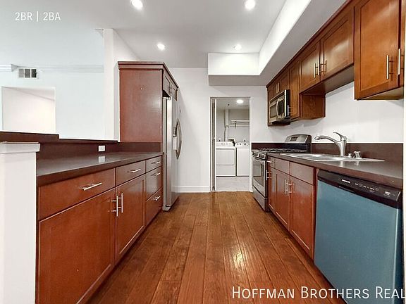 3rd image of 4112 Whitsett Ave #103A
