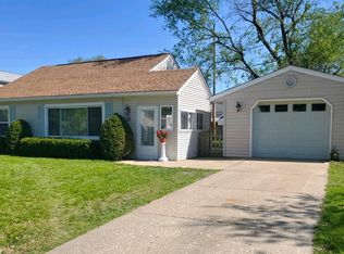 10 Park Dr, North Pekin, IL