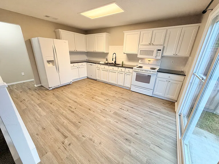 10107 Sunset Pl — Photo 10