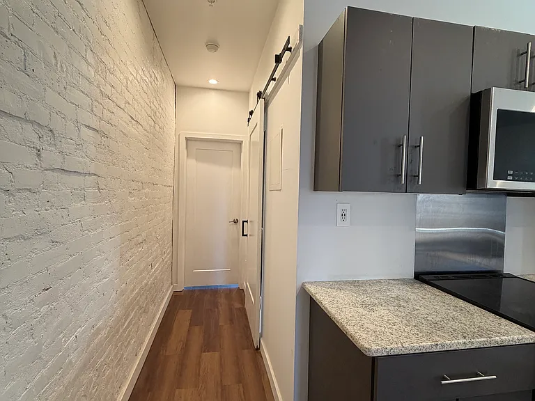 1247 S 53rd St #2 — Photo 9