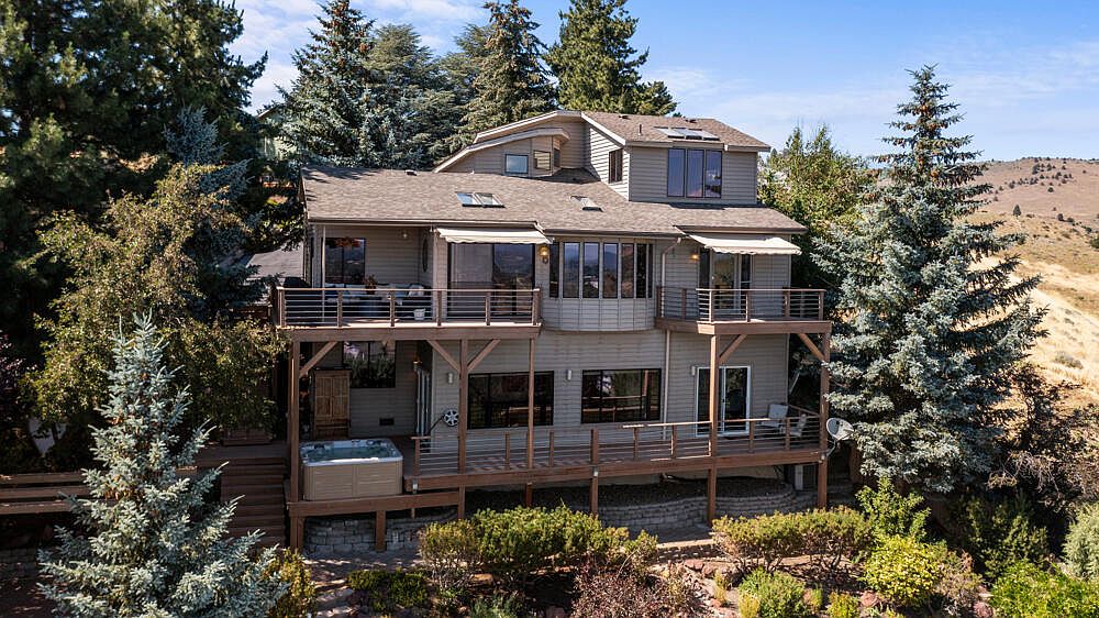 2358 Linda Vista Dr, Klamath Falls, OR 97601 MLS 220167650 Zillow