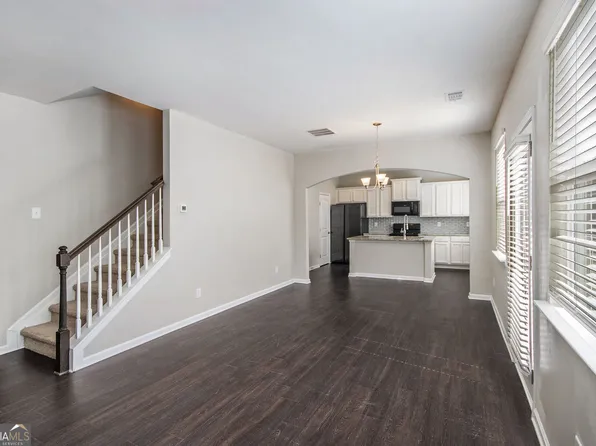 196 Foggy Creek Ln, Hiram, GA 30141