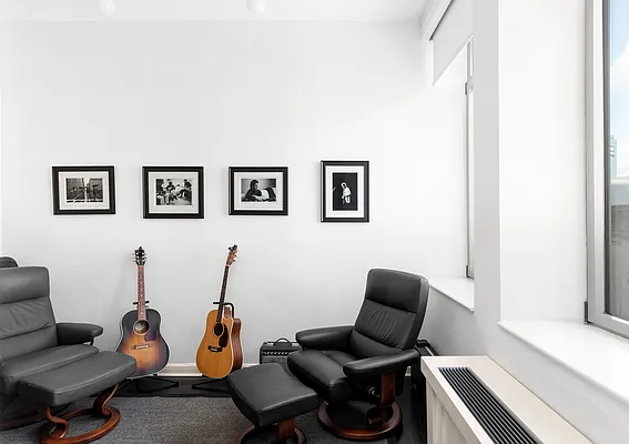 Sold by Compass | media 9