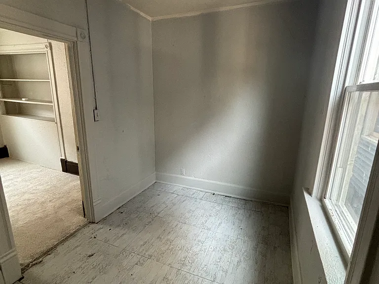 1425 N 24th Pl — Photo 12