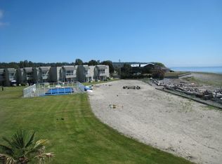 1728 Edwards Dr APT 3, Point Roberts, WA 98281
