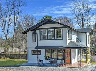 1016 Patton St, Hendersonville, NC 28792