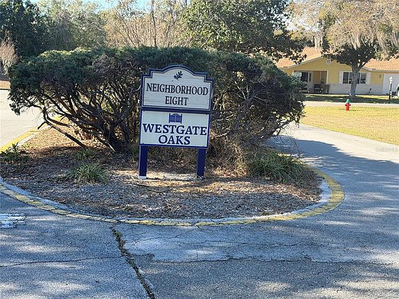 3rd image of 11590 SW 84th Avenue Rd