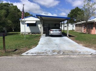 5121 Flint St, Zephyrhills, FL 33542