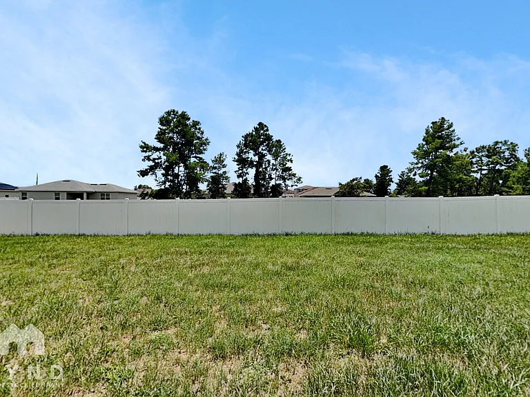 320 Daffodil Ln — Photo 25